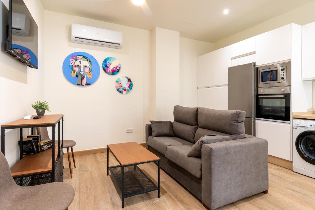 Apartamentos Cervantes 17 Seville Luaran gambar