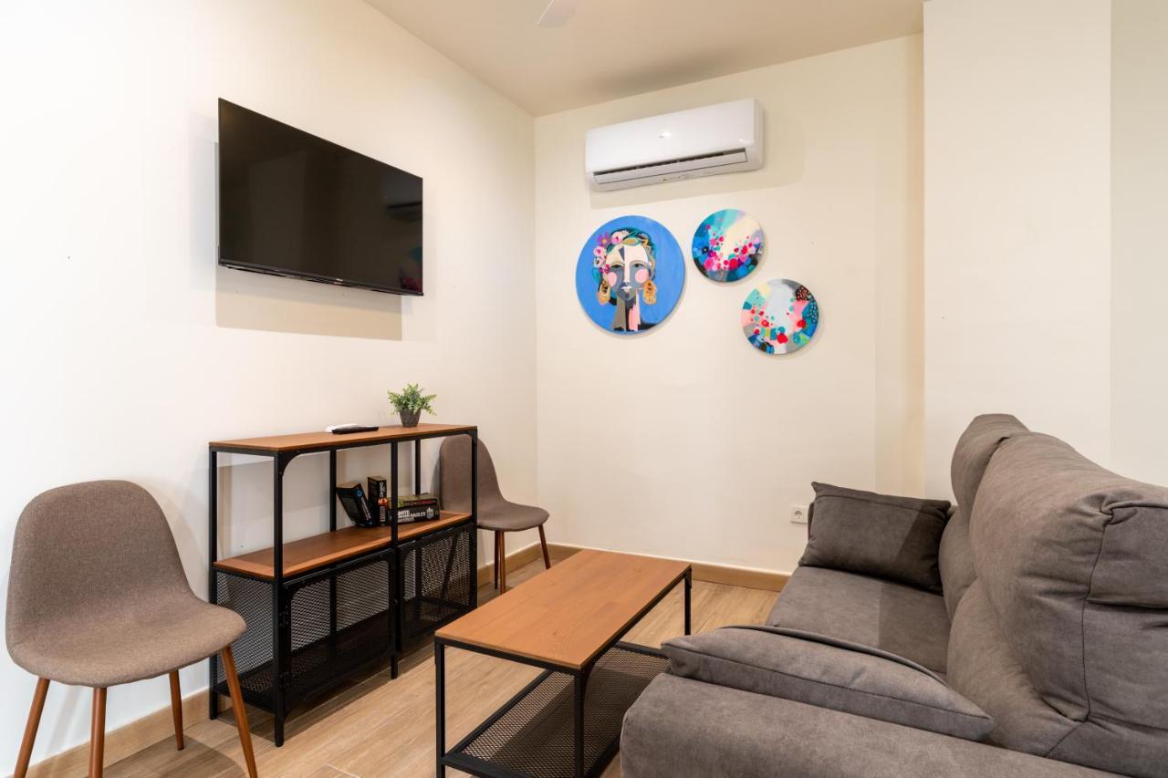 Apartamentos Cervantes 17 Seville Luaran gambar