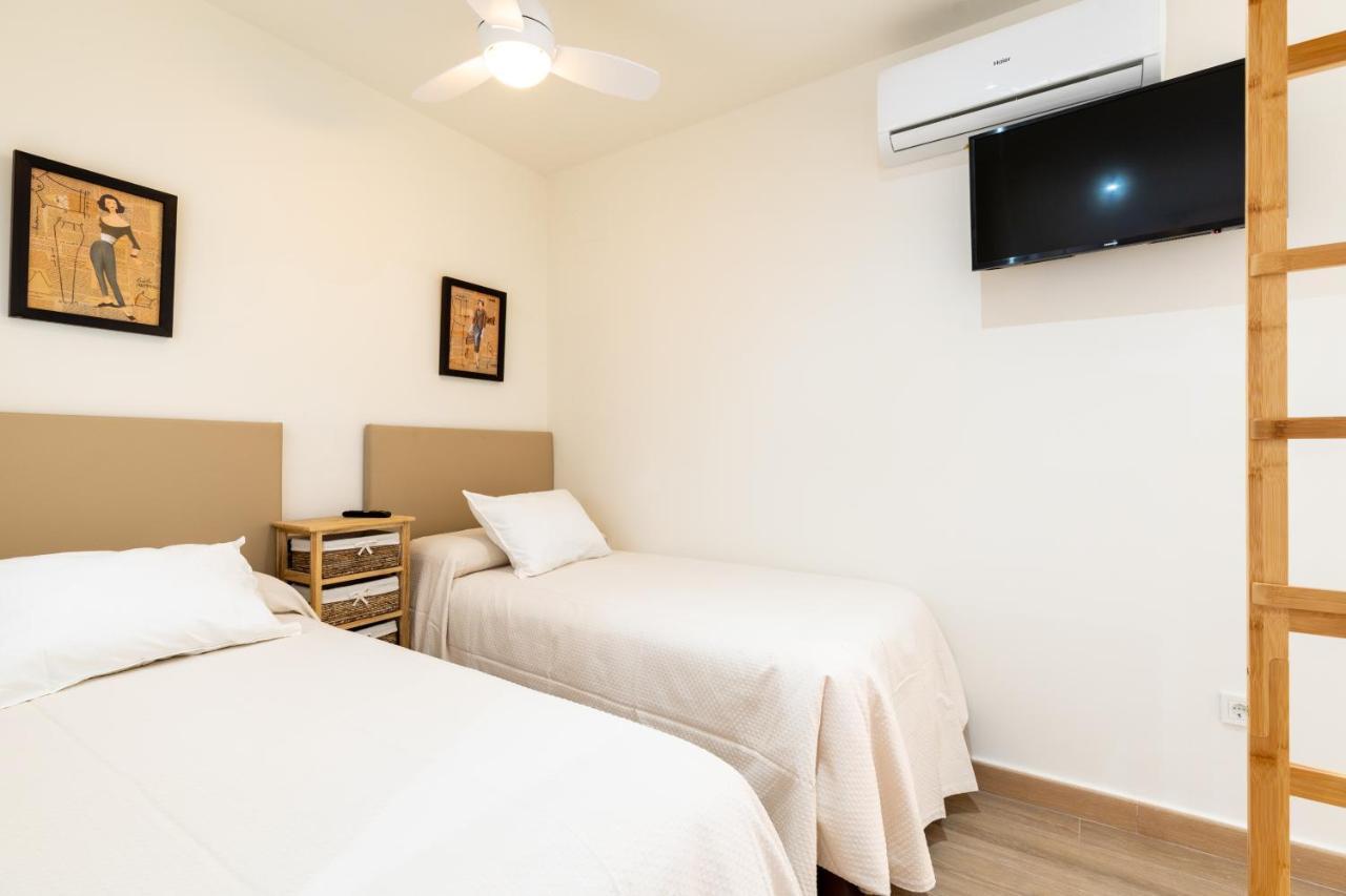 Apartamentos Cervantes 17 Seville Luaran gambar