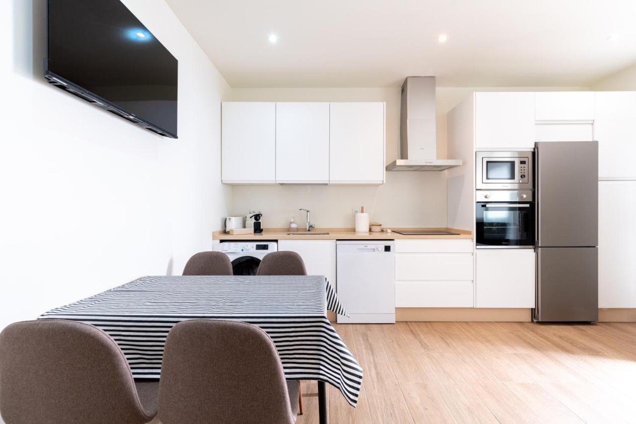 Apartamentos Cervantes 17 Seville Luaran gambar