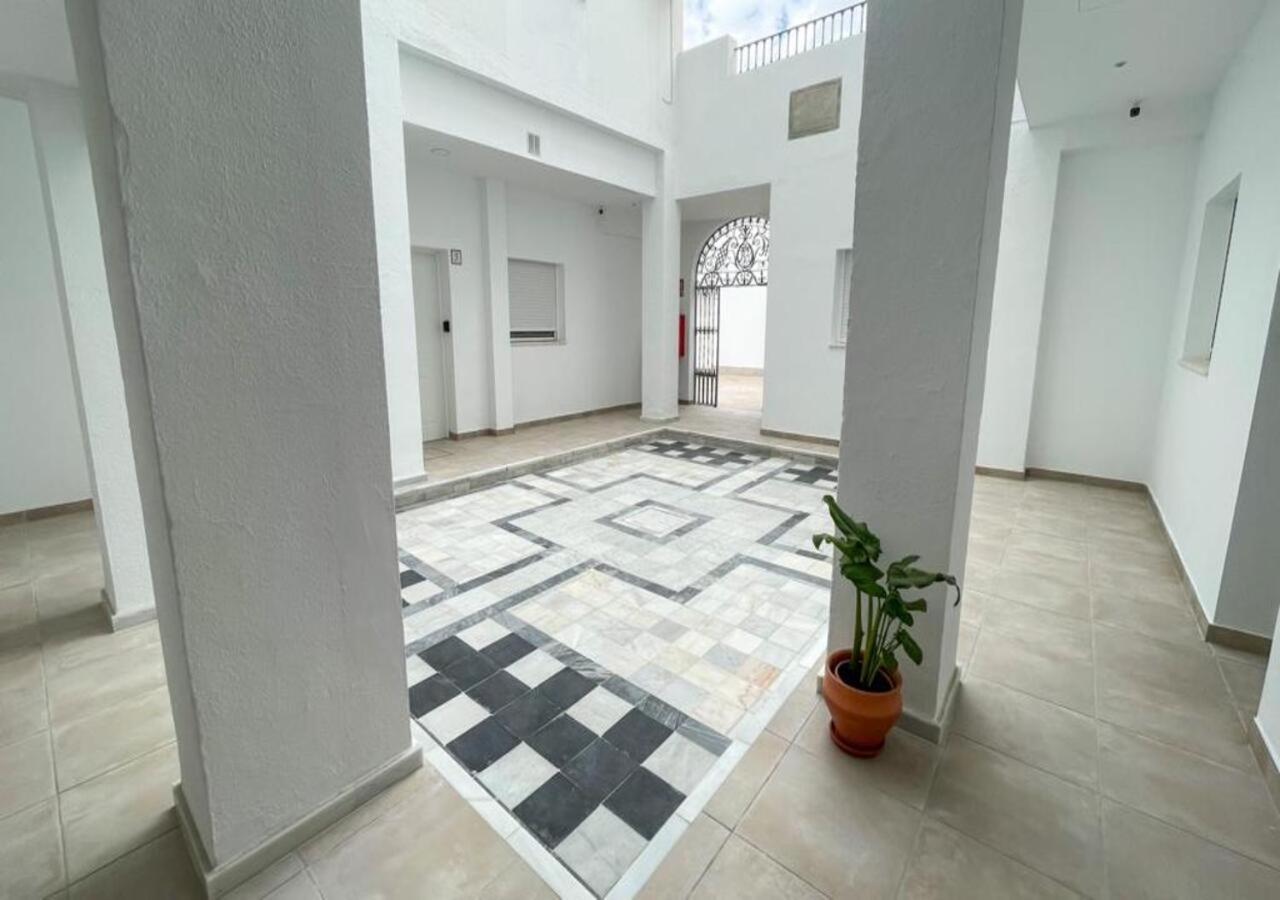 Apartamentos Cervantes 17 Seville Luaran gambar